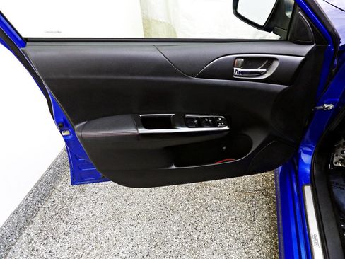 Used 2011 Subaru Impreza WRX STI Limited image 7