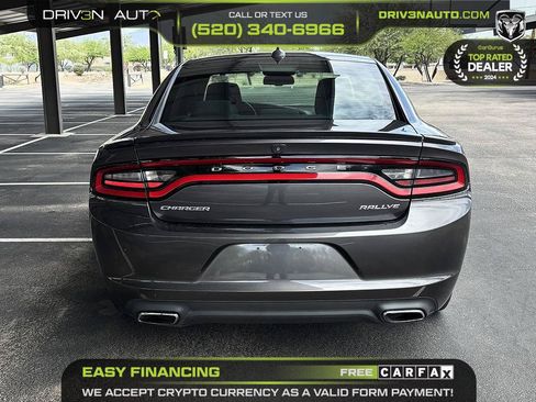 Used 2015 Dodge Charger SXT RWD image 6