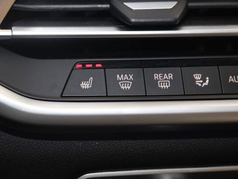 Used 2023 BMW X5 xDrive45e w/ M Sport Package image 8