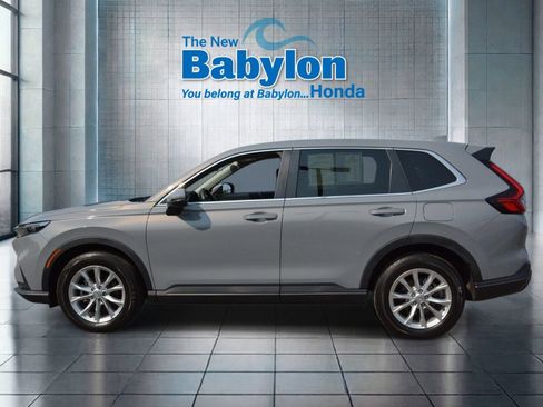 Used 2024 Honda CR-V EX image 2