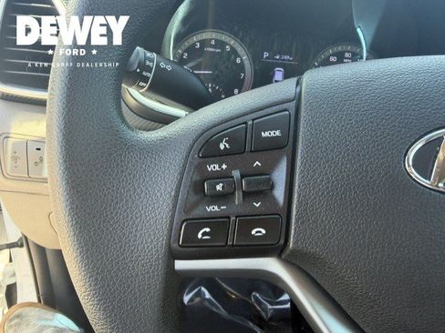 Used 2020 Hyundai Tucson Value AWD/4WD image 14