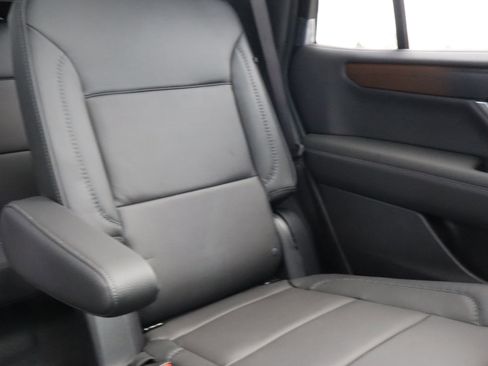 New 2026 GMC Yukon Denali AWD/4WD image 9