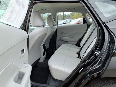 New 2026 Hyundai Kona SE FWD image 17
