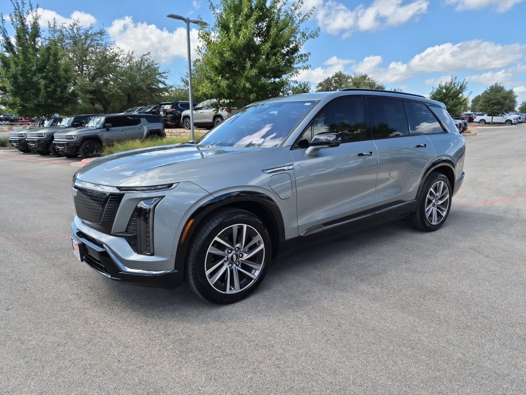 Used 2026 Cadillac Vistiq Sport AWD/4WD image 3