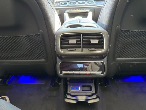 New 2026 Mercedes-Benz GLS 450 4MATIC image 19