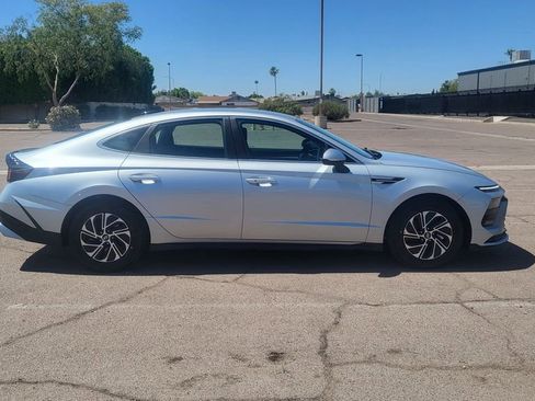 Used 2026 Hyundai Sonata Blue image 10