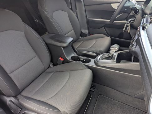 Certified 2023 Kia Forte LXS FWD image 8