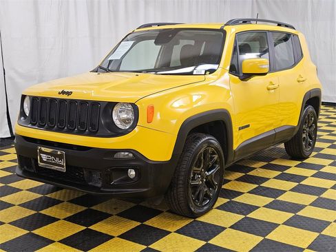 Used 2018 Jeep Renegade Altitude image 7