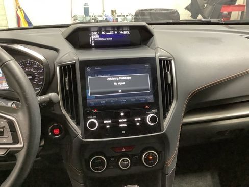 Certified 2023 Subaru Crosstrek 2.5i Limited w/ Moonroof Package AWD/4WD image 10
