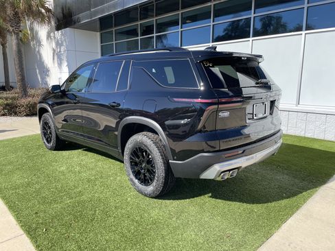 New 2026 Chevrolet Traverse Z71 w/ Enhanced Driving Package image 4