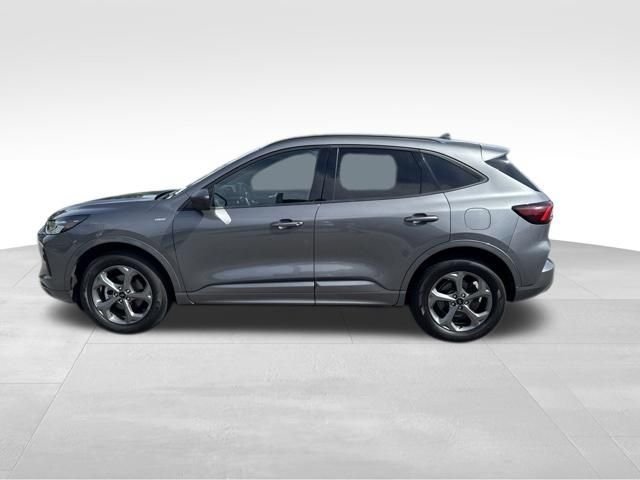 Certified 2024 Ford Escape ST-Line AWD/4WD image 11