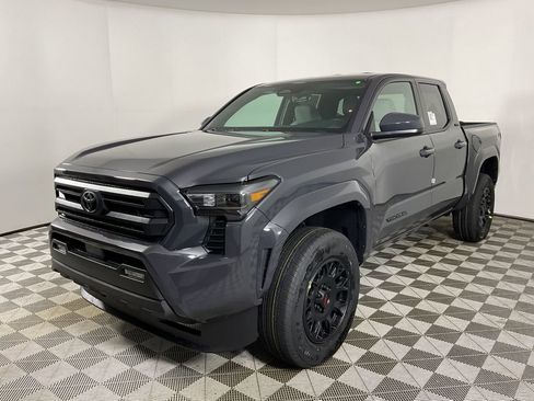 New 2025 Toyota Tacoma SR5 image 3