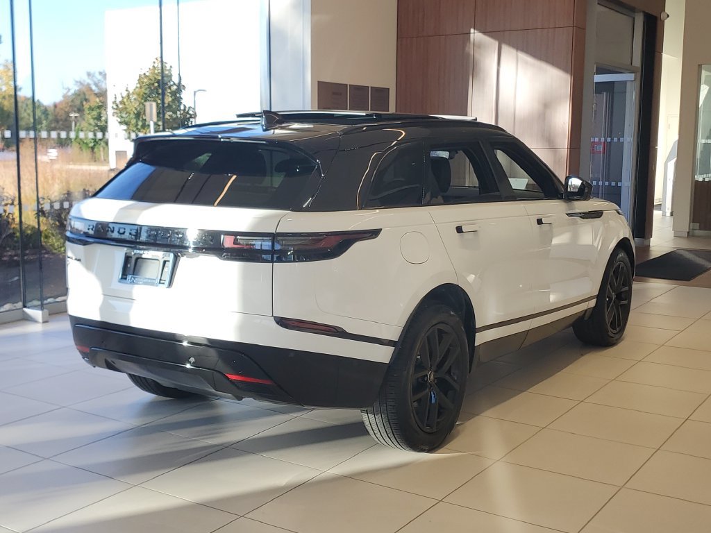 Used 2026 Land Rover Range Rover Velar Dynamic SE AWD/4WD image 3
