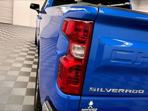 Used 2025 Chevrolet Silverado 1500 LT AWD/4WD image 34