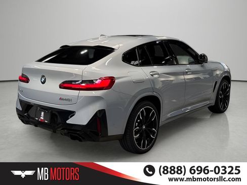 Used 2024 BMW X4 M40i AWD/4WD image 4