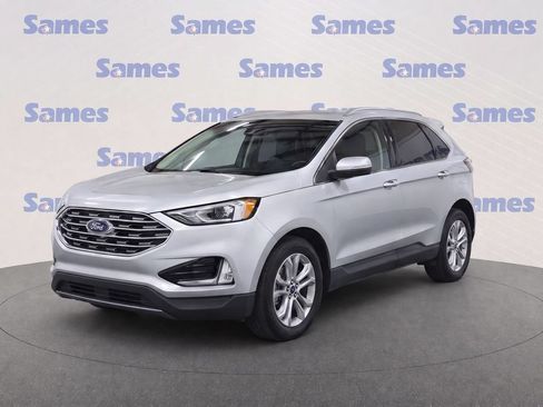 Used 2019 Ford Edge SEL w/ Equipment Group 201A AWD/4WD image 2