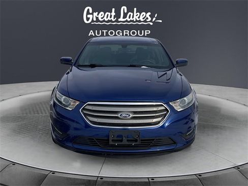 Used 2015 Ford Taurus SEL image 8