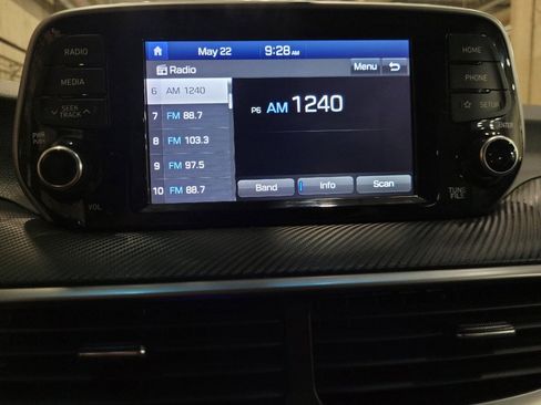 Used 2019 Hyundai Tucson SE AWD/4WD image 25