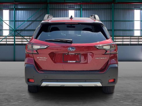 Used 2025 Subaru Outback Limited AWD/4WD image 4