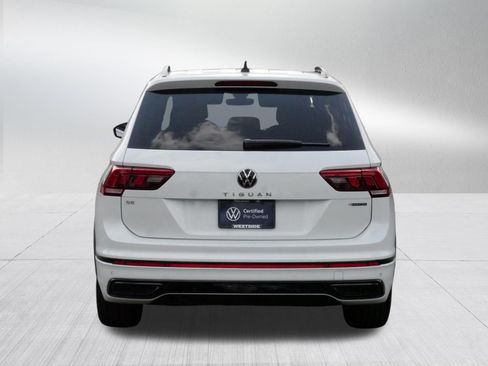 Certified 2023 Volkswagen Tiguan SE R-Line AWD/4WD image 5