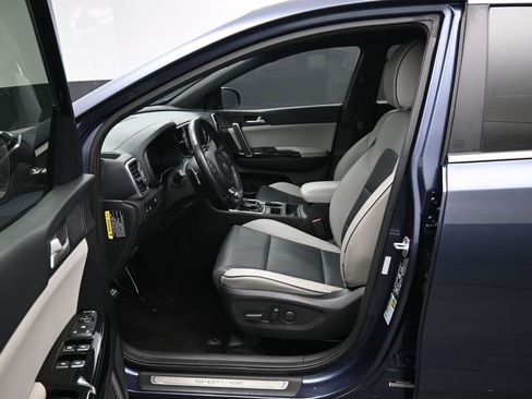 Used 2019 Kia Sportage EX w/ EX Sport Appearance Package image 9