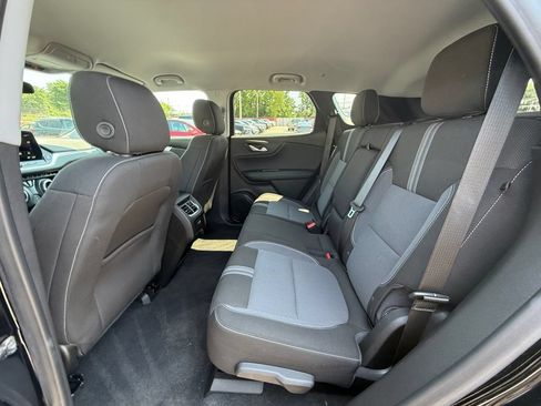 Used 2026 Chevrolet Blazer LT FWD image 23