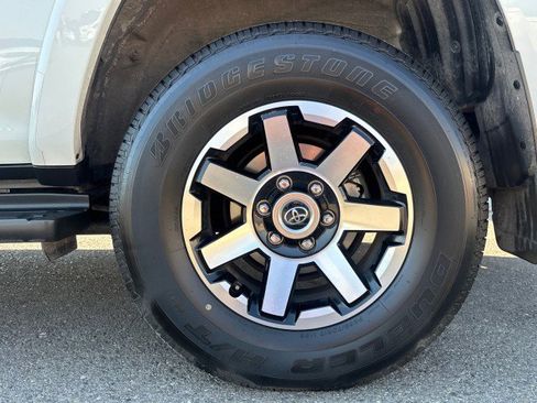 Used 2024 Toyota 4Runner TRD Off-Road Premium image 33