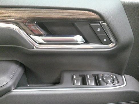 New 2025 Chevrolet Silverado 1500 RST w/ Redline Edition image 18