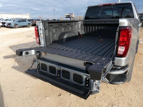 New 2026 GMC Sierra 1500 Elevation w/ Elevation Premium Package image 9