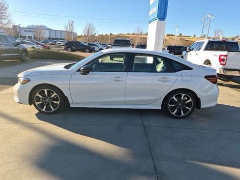 Certified 2025 Honda Civic Sport image 1