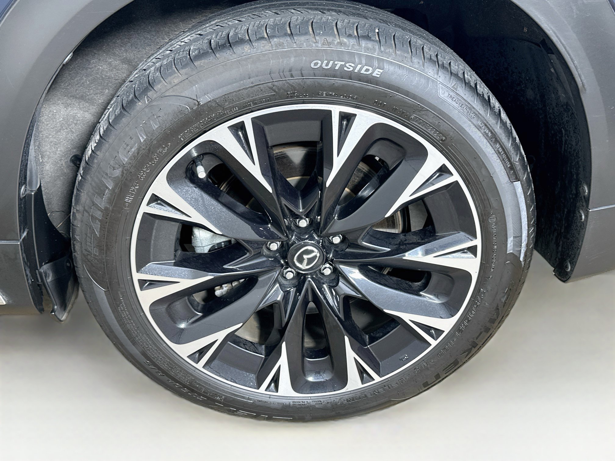 Used 2024 MAZDA CX-90 Plug-In Hybrid w/ Premium Plus AWD/4WD image 11
