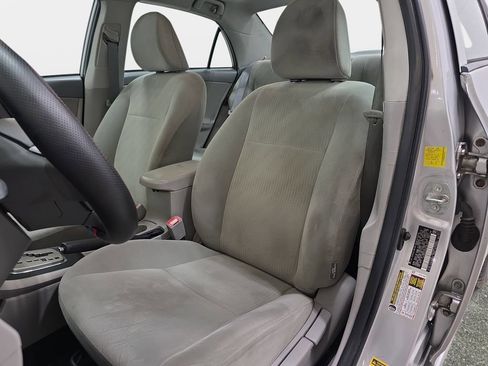Used 2010 Toyota Corolla LE FWD image 14