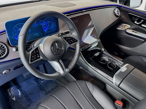New 2026 Mercedes-Benz EQE 320+ SUV image 9