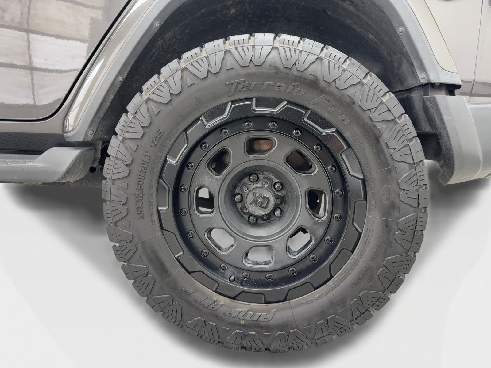 Used 2018 Jeep Wrangler Unlimited Sahara AWD/4WD image 49