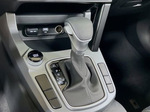 New 2026 Kia Seltos LX image 16