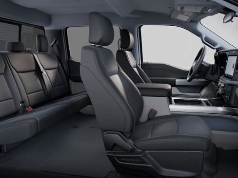 New 2025 Ford F250 XLT w/ Black Appearance Package image 34