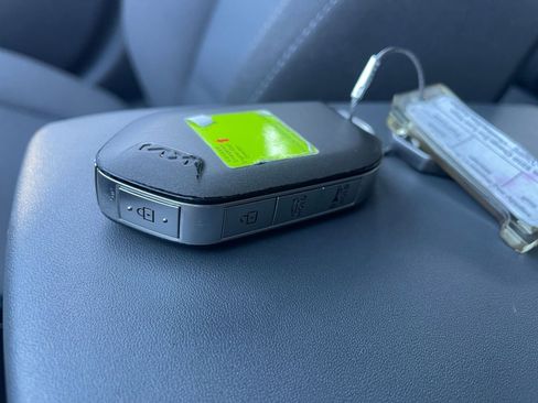 Used 2025 Kia K4 LXS image 21