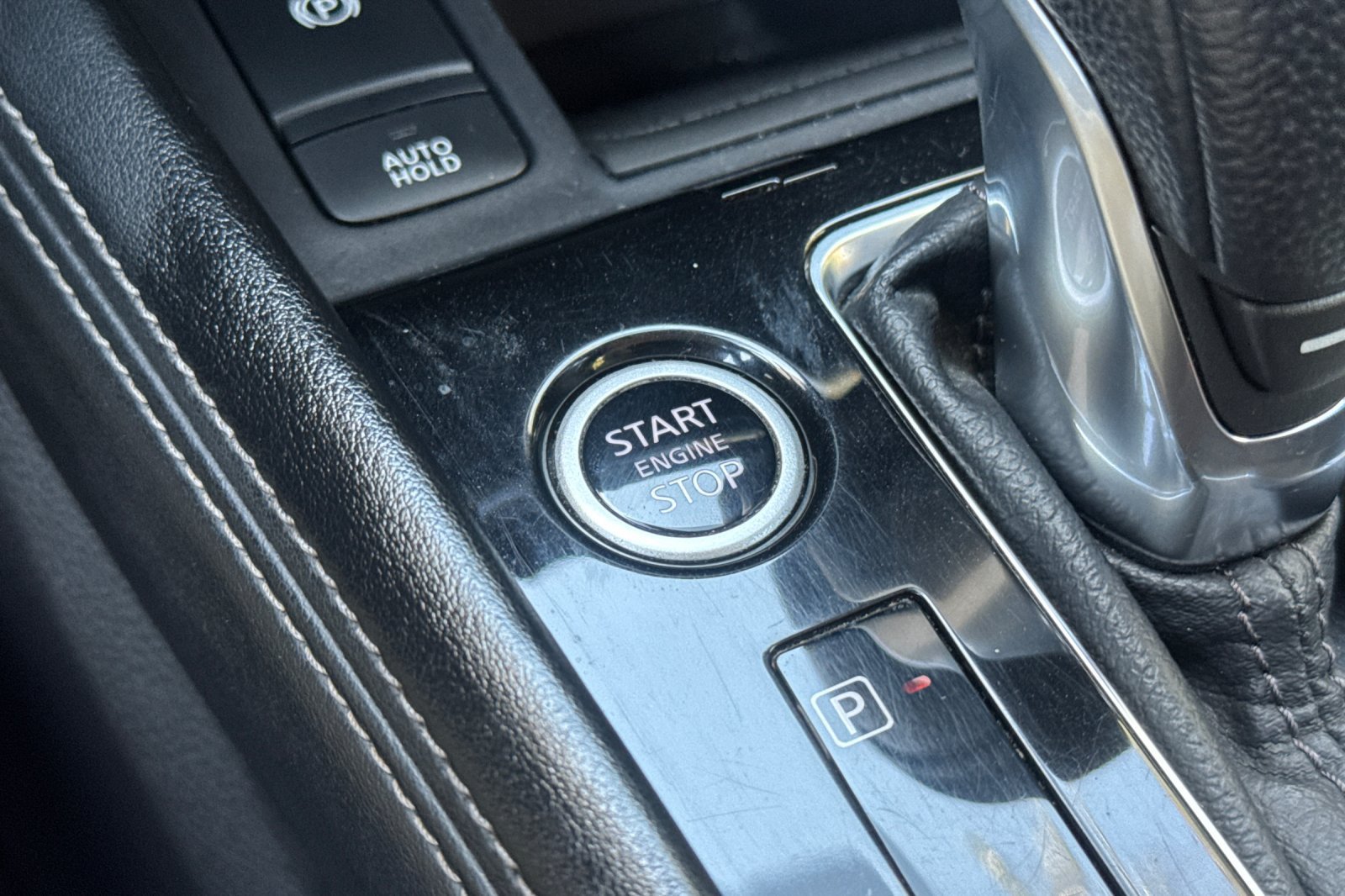 Used 2021 Nissan Kicks SR w/ SR Premium Package FWD image 22