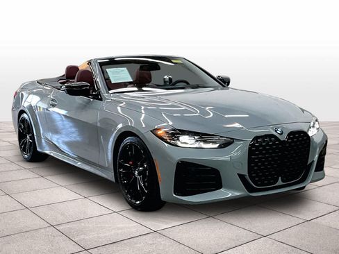 Used 2024 BMW M440i Convertible w/ Premium Package RWD image 2