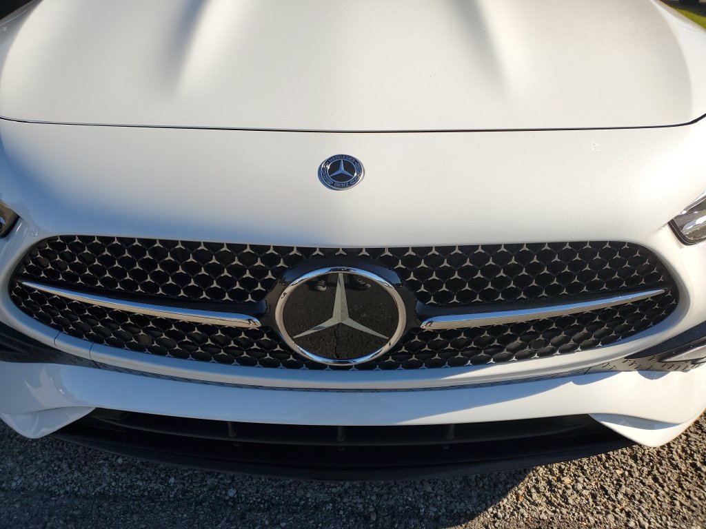 Used 2024 Mercedes-Benz CLE 300 4MATIC Cabriolet image 5