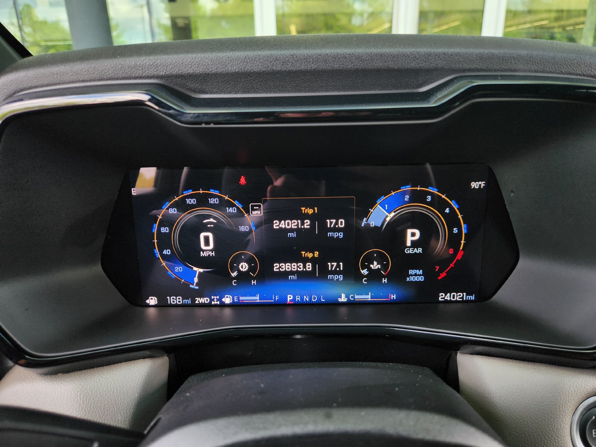 Used 2025 Chevrolet Colorado ZR2 w/ Technology Package AWD/4WD image 17