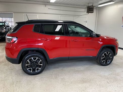 Used 2021 Jeep Compass Trailhawk AWD/4WD image 9