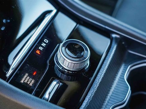 New 2025 Jeep Grand Cherokee L Limited w/ Luxury Tech Group II image 22