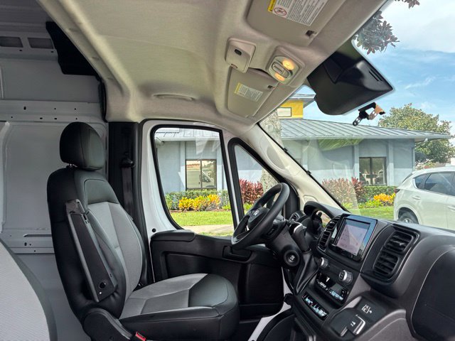 Used 2026 RAM ProMaster 2500 w/ Convenience Group FWD image 10