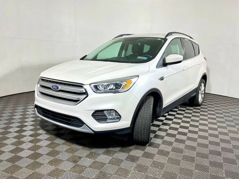 Used 2019 Ford Escape SEL AWD/4WD image 2