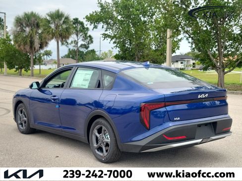 New 2026 Kia K4 FWD image 4