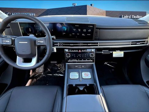 Used 2026 Hyundai Santa Fe SEL image 5