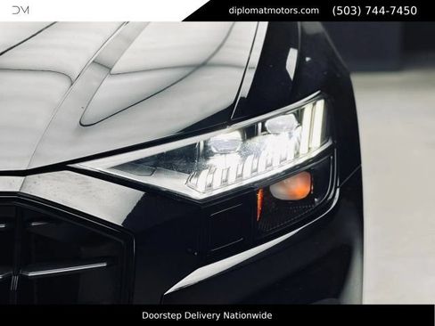 Used 2021 Audi Q8 Prestige AWD/4WD image 13