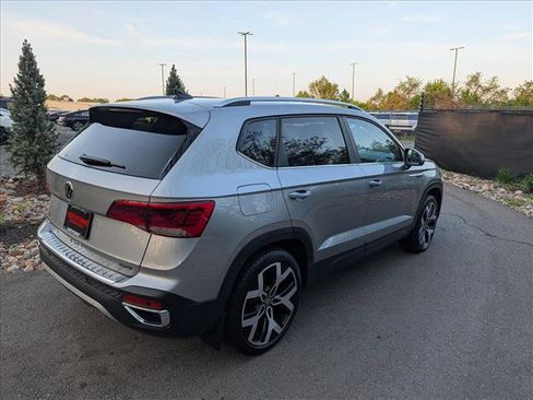 Certified 2023 Volkswagen Taos SEL AWD/4WD image 5