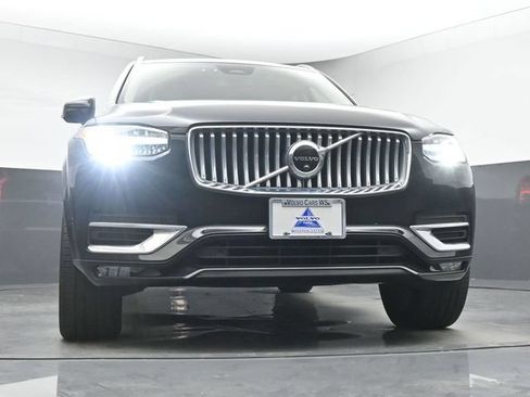 Used 2023 Volvo XC90 B6 Plus w/ Protection Package Premier AWD/4WD image 11